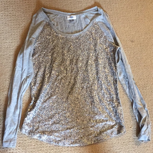 Cute Old Navy top! - Picture 1 of 2